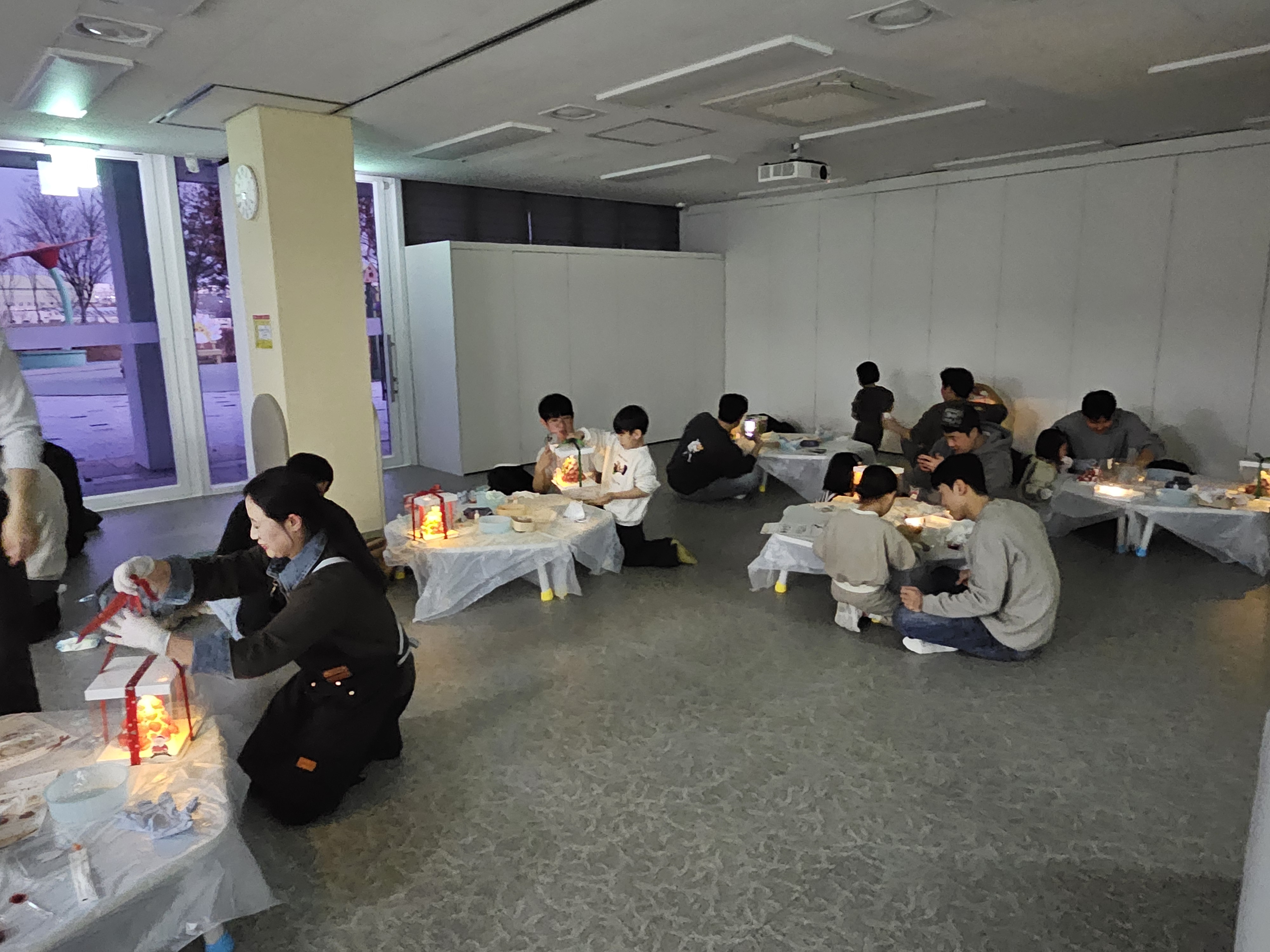 아빠와 함께 케이크 만들기 첨부 이미지